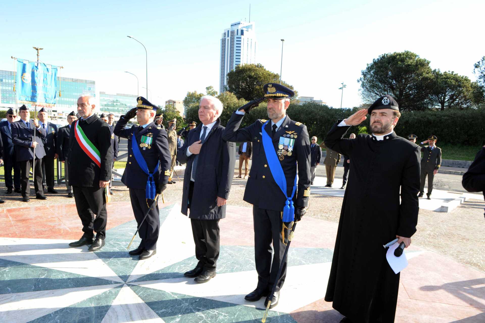 Latina e Aeronautica Militare il Prefetto Falco Legame affettivo e